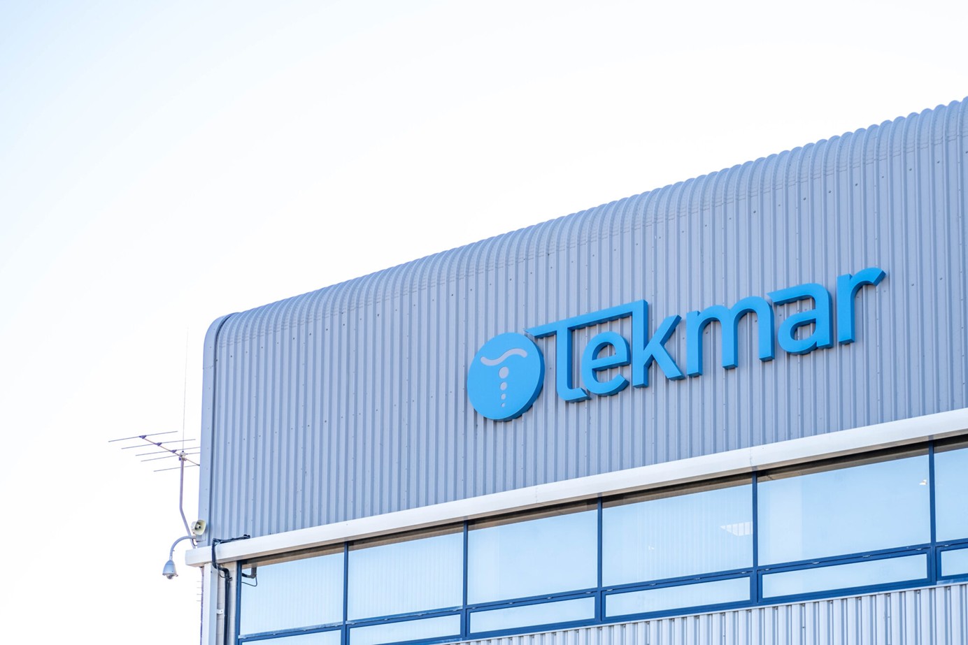 Tekmar Group Plc Logo